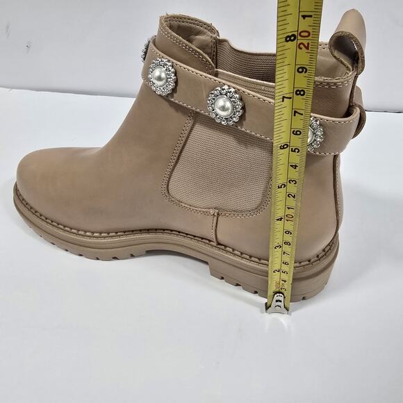 Copper Key Pearl Rhinestone Leather Chelsea Boot Tan Size 9.0 - Picture 11 of 12